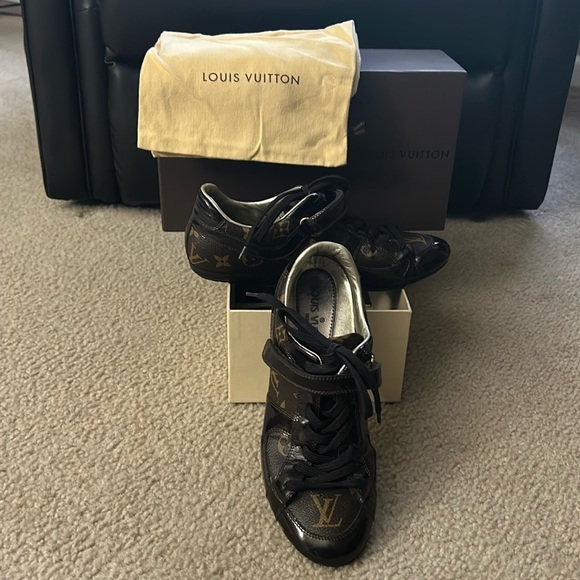 Louis Vuitton Monogram and Patent Leather Sneakers | Size 37 |Color: Brown - Picture 4 of 6